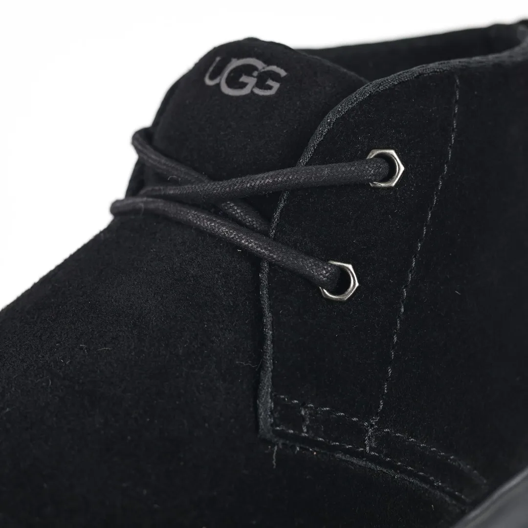 Pick up locally 💰500 Core recommended good price It is a very suitable choice for home furnishings. In the new year, uug launched a series of styles, which are partial to the preferences of young consumers and have also moved to the forefront of fashion trends. Shoe body material: water-repellent coated suede upper, 17 mm UGGPURE™ implantable wool insole, lightweight non-slip and comfortable rubber outsole, with brand LOGO and trademark, with full packaging Size: 40 41 42 43 44